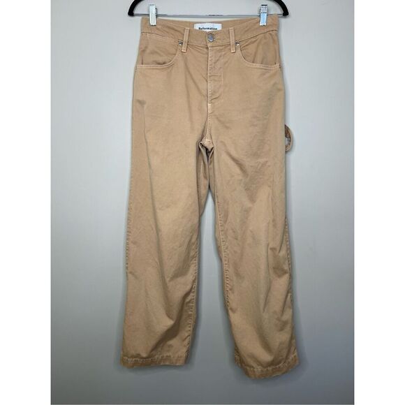 Reformation Carpenter Pant in Wheat - Picture 3 of 9